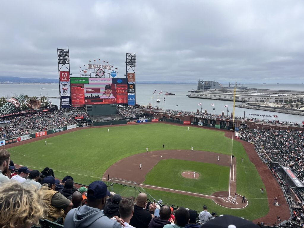 oracle park triples alley